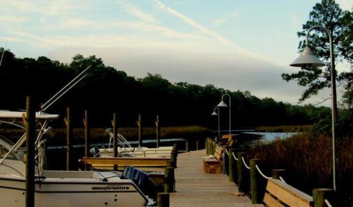 18 boat docks