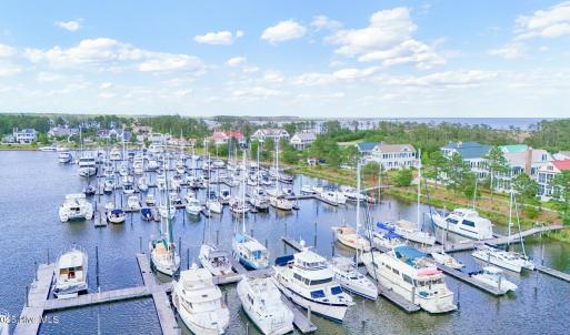 Marina Docks (Large)