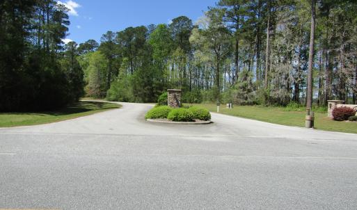 Entrance into Winfield Estates