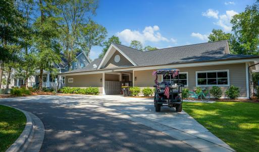 RB Amenities MLS-13