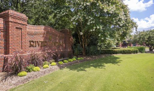 River Landing Entrance