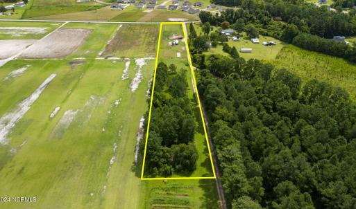 22-web-or-mls-1571 Belgrade - Lot Lines