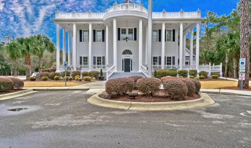 Manor House Amenity Center