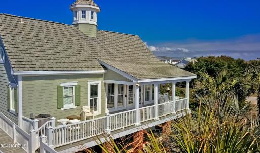 HB Clubhouse 4