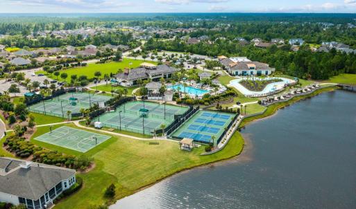 Community Tennis & Pickleball Courts