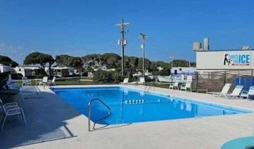 rogers bay pool