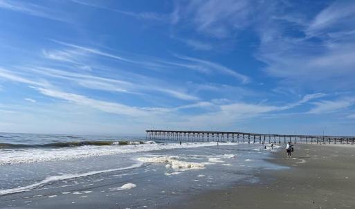 HoldenBeach2