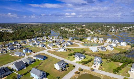 Mariners Pointe lot