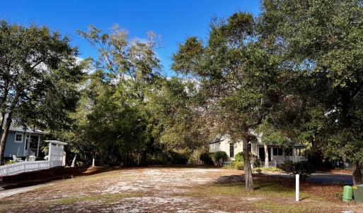 COTTAGES AT PRICES CREEK