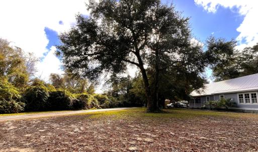 COTTAGES AT PRICES CREEK