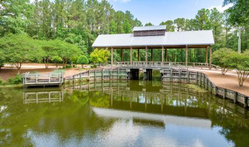 RLstockphotobridge-1