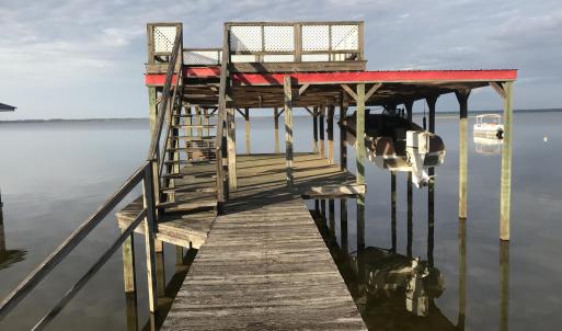 lake pier 4