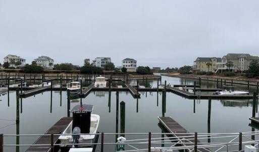 Seascape Marina dead ahead