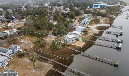 2016 Camelot Drive SW OIB