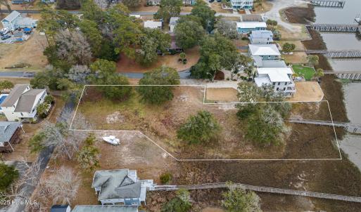 2016 Camelot Drive SW OIB