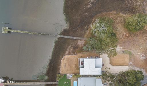 2016 Camelot Drive SW OIB