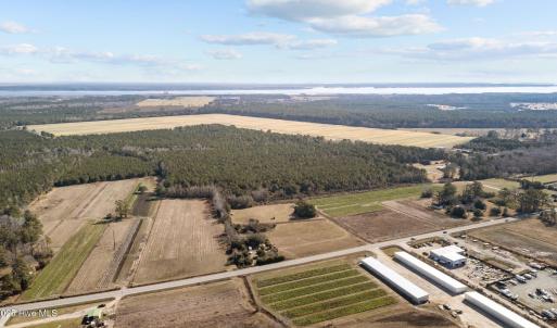 Acreage Hwy 101