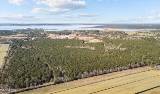 Acreage Hwy 101