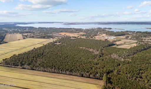 Acreage Hwy 101