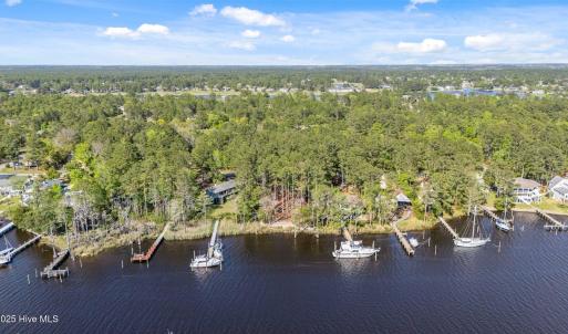 5514 Gondolier Dr.