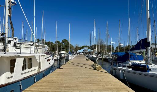 Northwest Creek Marina