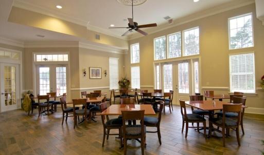 Tavern 19 Restaurant