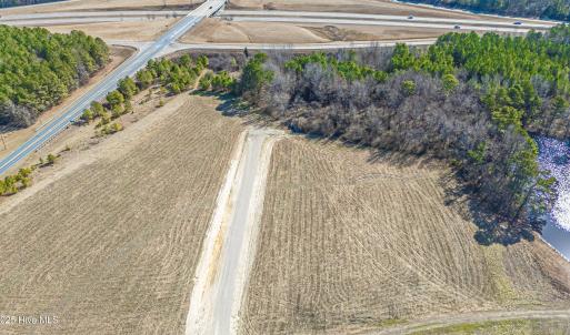 DJI_20250207113537_0011_D