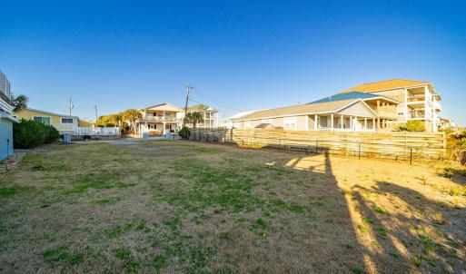 Oceanfront lot in Atlantic Beach