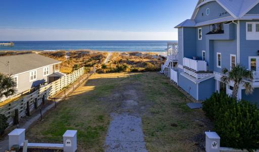 Oceanfront lot in Atlantic Beach