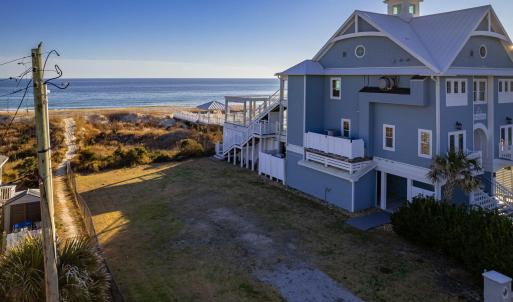 Oceanfront lot in Atlantic Beach