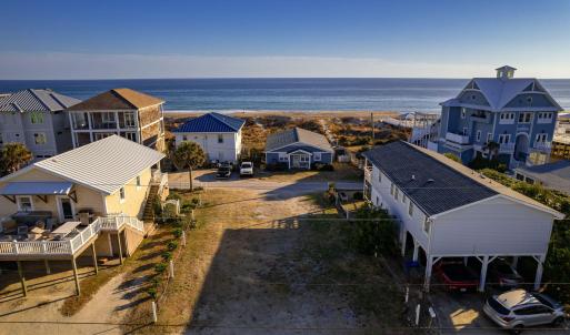 Second row lot in Atlantic Beach