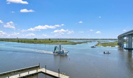 20230228203603070782000000-o