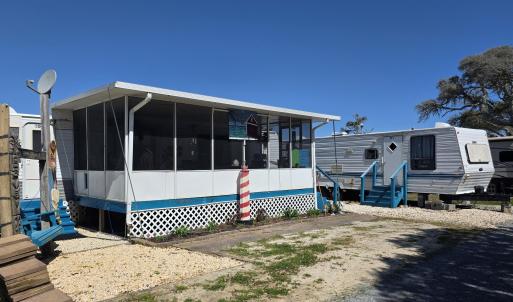 90/92 Pelican Street