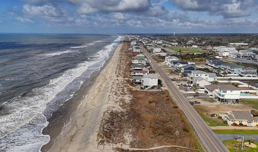 5211EBeachDr - 28