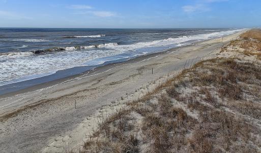 5213EBeachDr - 24