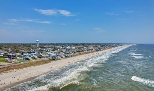 5213EBeachDr - 10