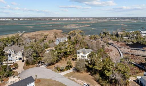 9814 CLARENDON DRIVE