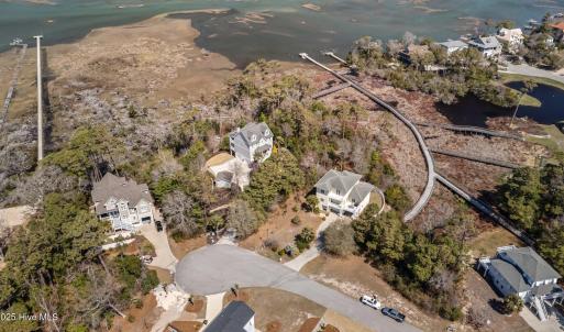 9814 CLARENDON DRIVE