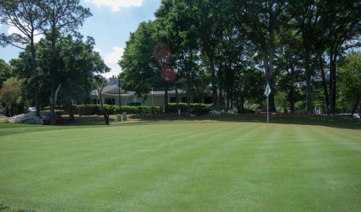 golf-course-maples