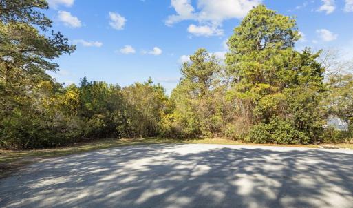 215 Oak Dr