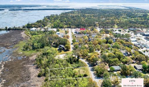 306ElizabethDrive-03