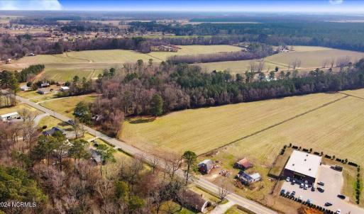 15-3506 N NC 111 Hwy-15