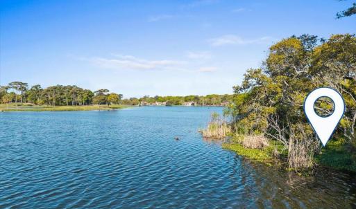 View of lake at water's edge