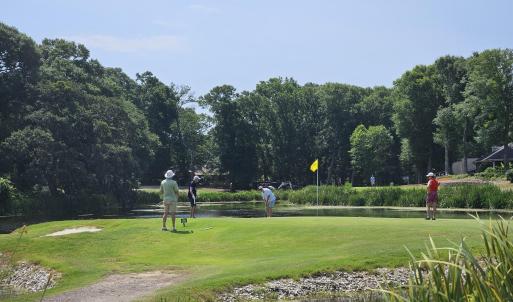 Golfer's Paradise