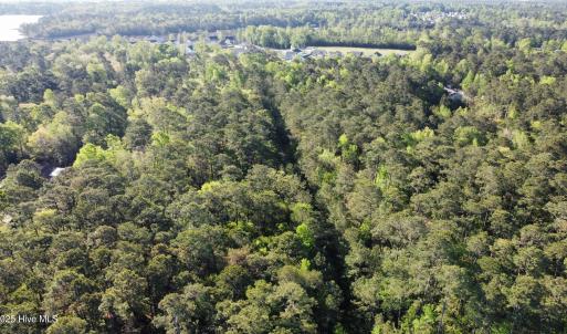 76C61E3A-7D11-4222-94F8-A984FDA18E5C