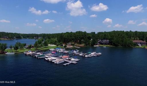 24e0b101-c241-49a2-8ef6-9f3135d0b154