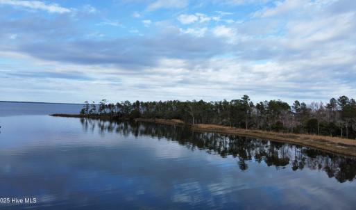 dji_fly_20221122_135012_87_1669216047094