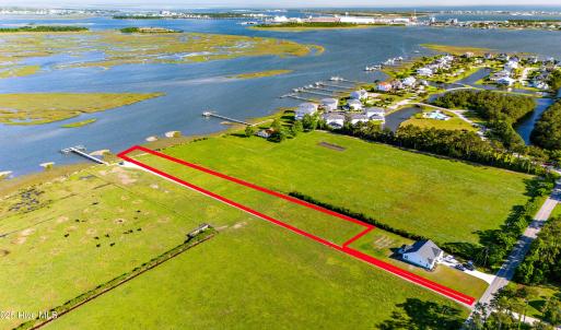 964 Country Club Rd View