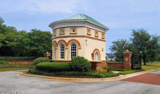 GUARD BUILDING