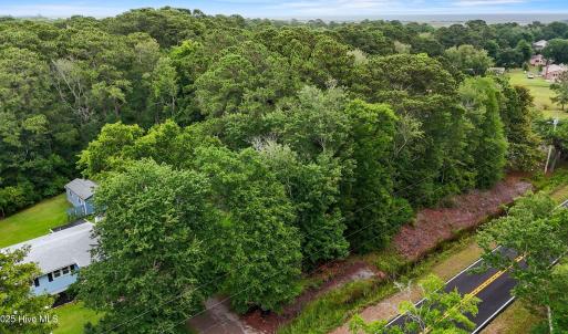 833 Seabreeze lot Side (2)